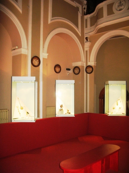 la cappella allestita a sala degli ori nel corso della 41a edzione della Mostra dell'Artigianato Artistico Abruzzese (1-20 agosto 2011)