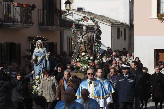 Un'edizione della processione (Foto G. Lattanzi)