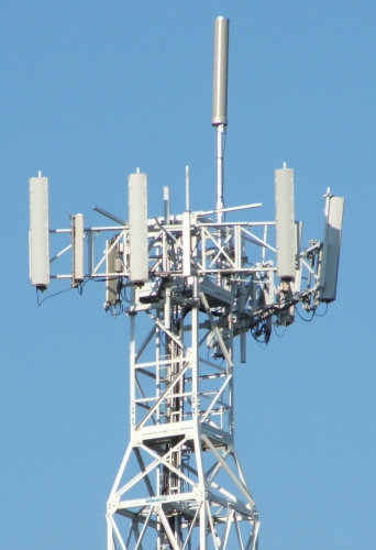 Antenna_telefonia_cellulare.jpg